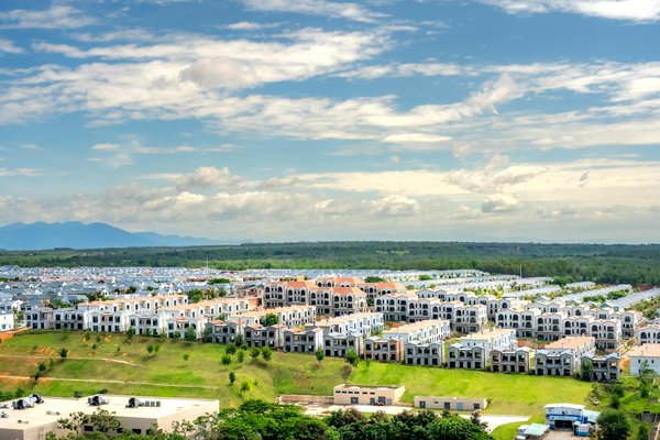 Essential Tips for Complying with UK Safety Standards When Installing Your Pool Slide